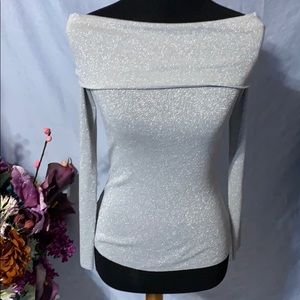 AnnTaylor off the shoulder petite top. Small